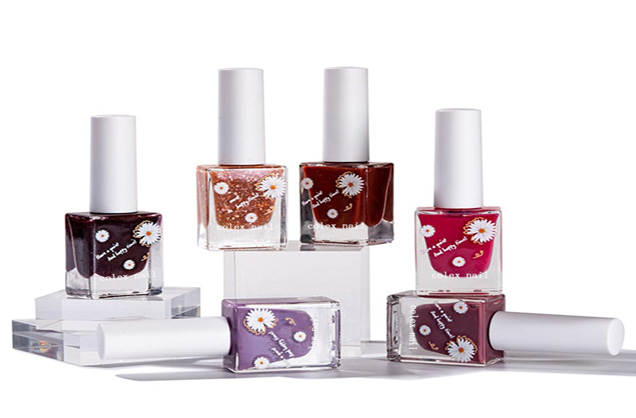 Ang pagbuo ng nail polish sa mga sinaunang bansa